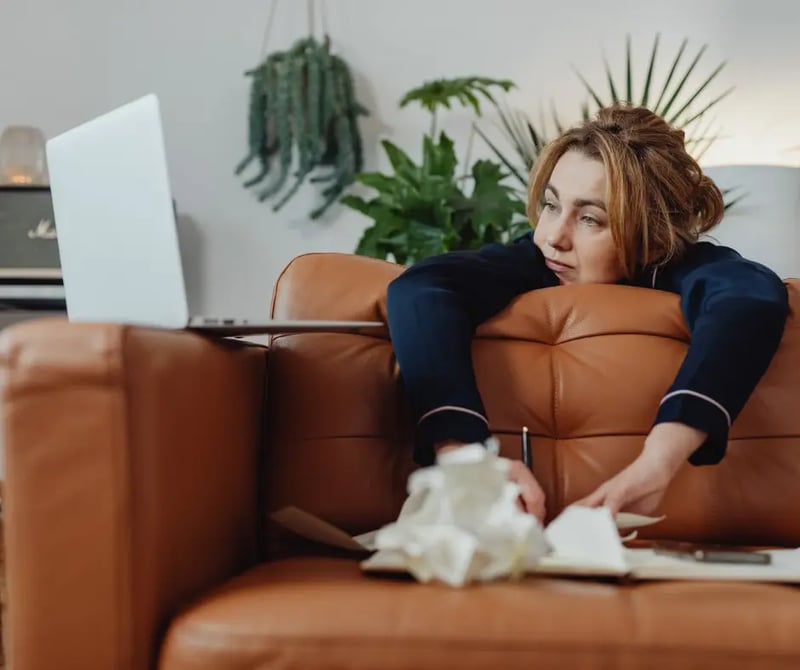 How to beat jet lag: 12 tips and what to eat